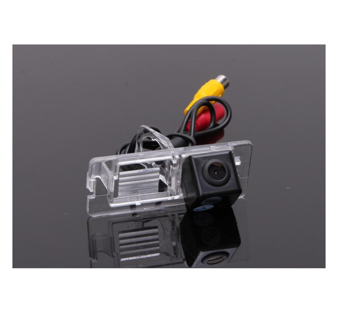 Камера заднього огляду iDial CCD-9207 RENAULT DUSTER, FLUENCE, MEGANE