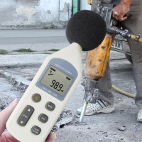 Шумомір BENETECH GM1357
