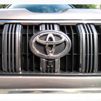 Камера переднього огляду Prime-X C8185 TOYOTA Land Cruiser Prado 2018